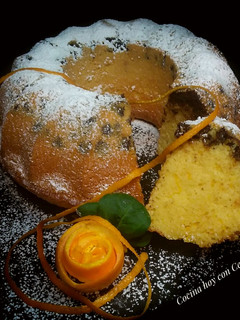 Una foto de Bizcocho de naranja con pepitas de chocolate