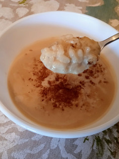 Una foto de Arroz con leche moreno