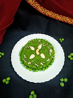 मटर हलवा(Matar halwa recipe in hindi) रेसिपी मुख्य फोटो