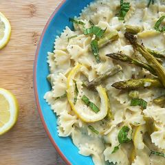 A picture of Vegan Pasta | Creamy Asparagus & Lemon.