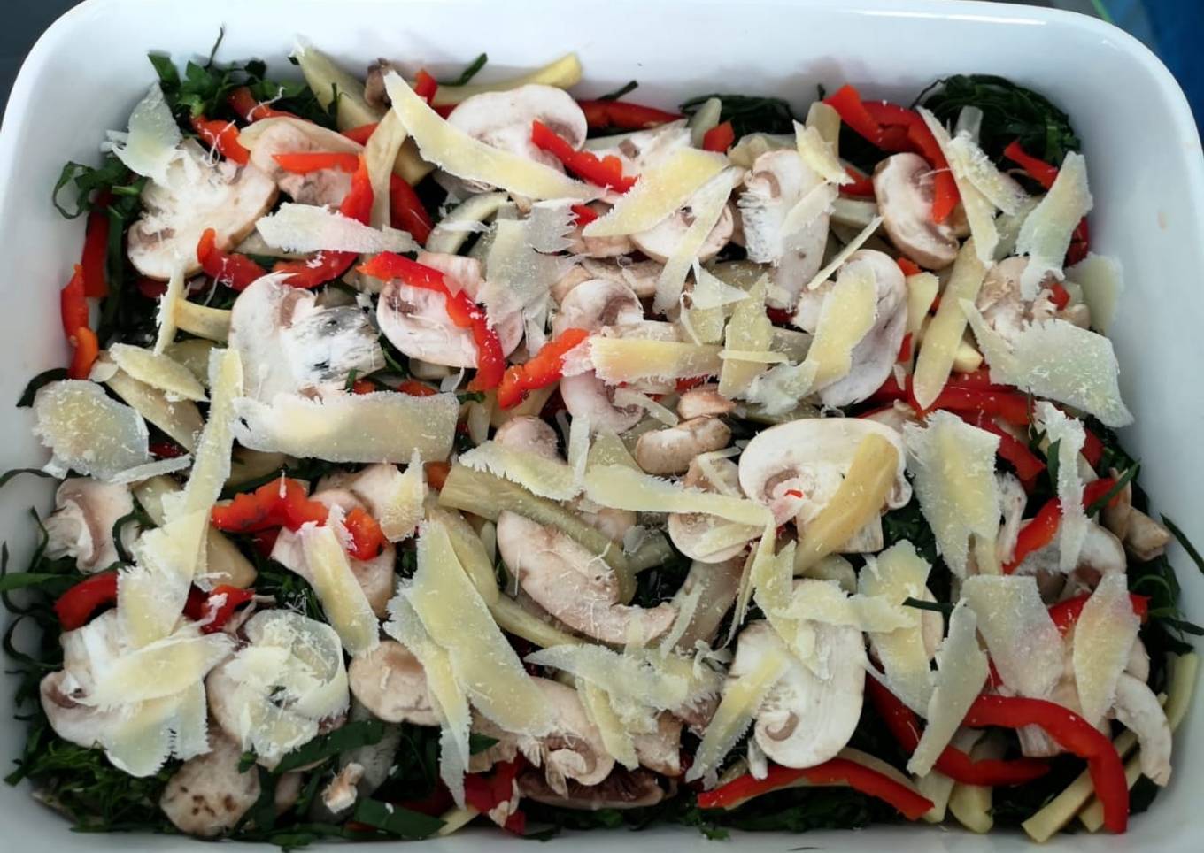 Ensalada de alcachofas y champiñones