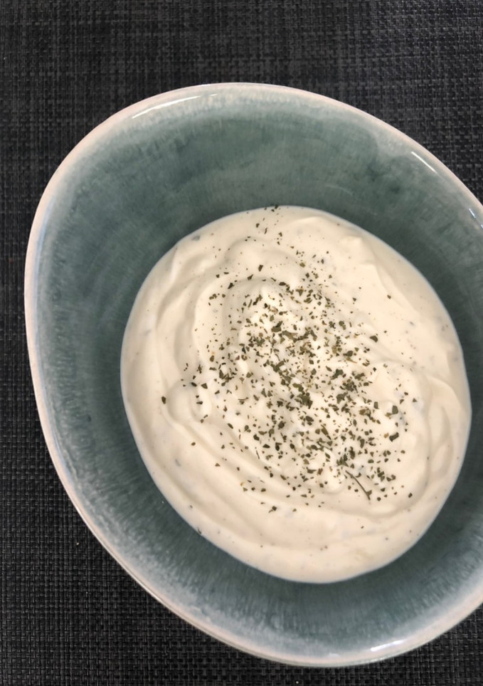 Una foto de Salsa de yogur turca para kebab con Moulinex iCompanion