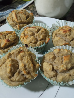 Una foto de Muffins fit de plátano y harina de coco
