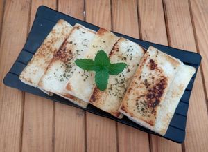 Foto resep Butter Garlic Bread