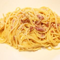 A picture of Carbonara.