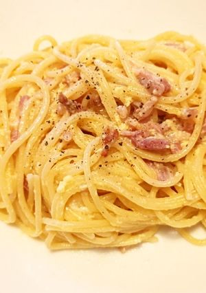 A picture of Carbonara.