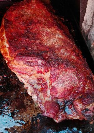 Una foto de Pechito de cerdo en horno símil barro