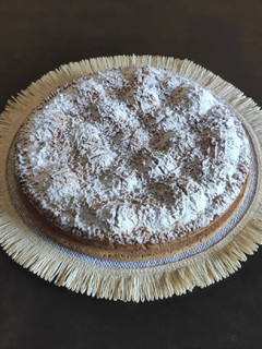 Foto di Crostata di albicocca e amaretti con frolla al rosmarino