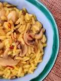 Arroz con azafrán y champiñones 🍚🏵️🍄
