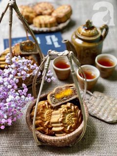 Hình của món Bánh Trung Thu - Truyền Thống(Nướng Bằng Cát_ Bếp Than).