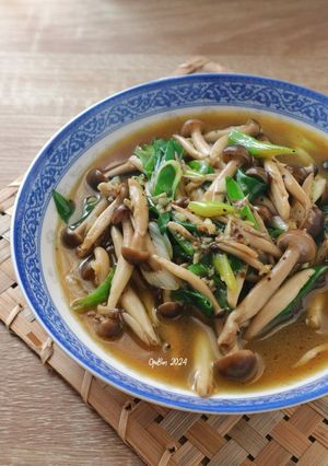 Foto resep Shimeji Tumis Daun Bawang
