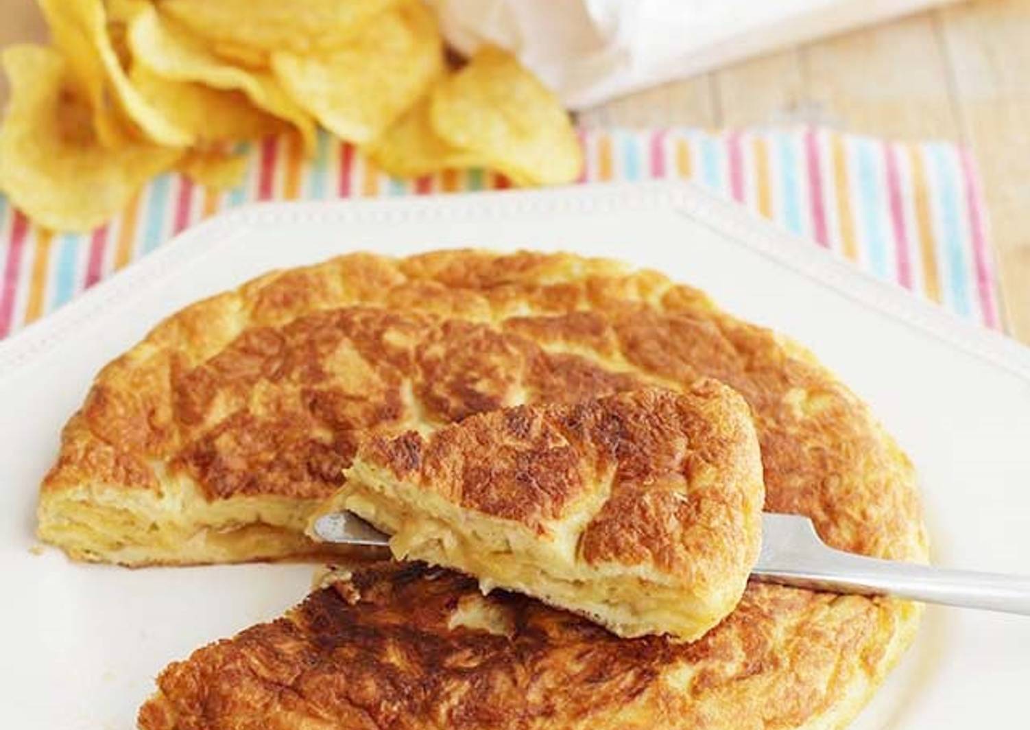 Tortilla de patatas fritas de bolsa Receta de Kitiara013 Cookpad