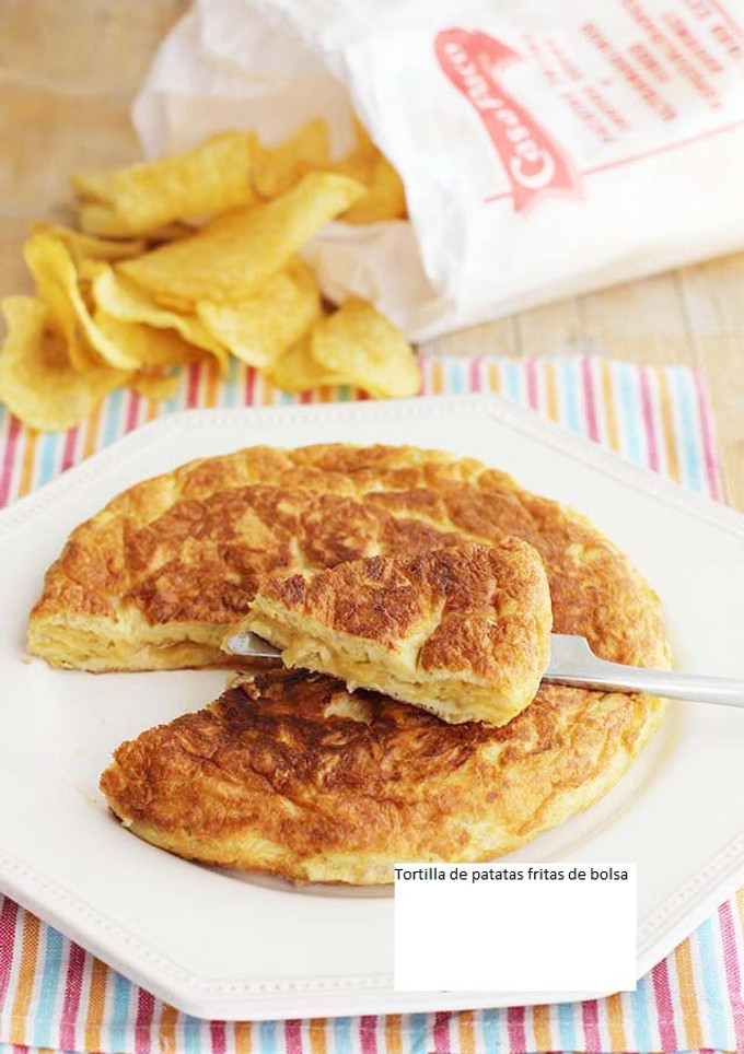Una foto de Tortilla de patatas fritas de bolsa