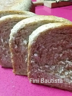 Una foto de Pan de molde semi integral