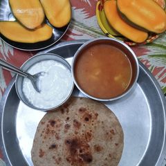 A picture of Tamatar aloo ki sabji.