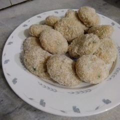 A picture of Potato and mince cutlets.