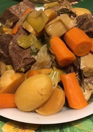 A picture of Pot au feu.