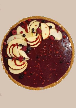 Erdei gyümölcsös joghurtos torta(sütés nélkül) recept fotója