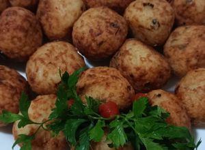 Foto de Croquete de arroz com queijo muçarela e parmesão