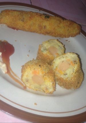 Foto resep Perkedel kentang isi sosis dengan breadcrumbs