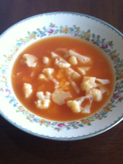 Una foto de Sopa de coliflor con queso