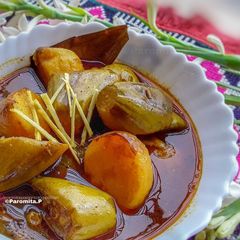 A picture of Niramish-aloo-potol.