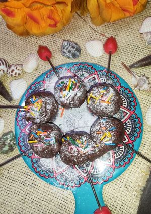 A picture of Chocolate Cake Pops 🍰 🍫.