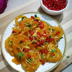 A picture of Jalebi Bhel.