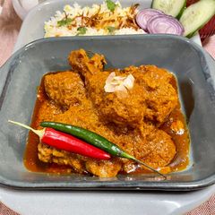 A picture of Chicken Korma.