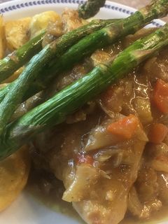 Zdjęcie przepisu Kurczak z curry w mleku kokosowym.