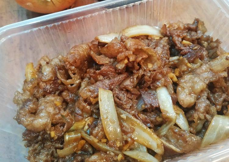 Resep Simple Beef Bowl Ala Yoshinoya Cuman 3 Bahan 😋 Menggugah Selera