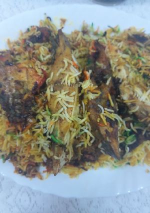 A picture of Fish biryani.