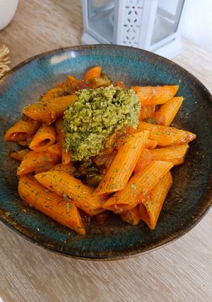 Una foto de Pasta a la Puttanesca // Puttanesca Recipe
