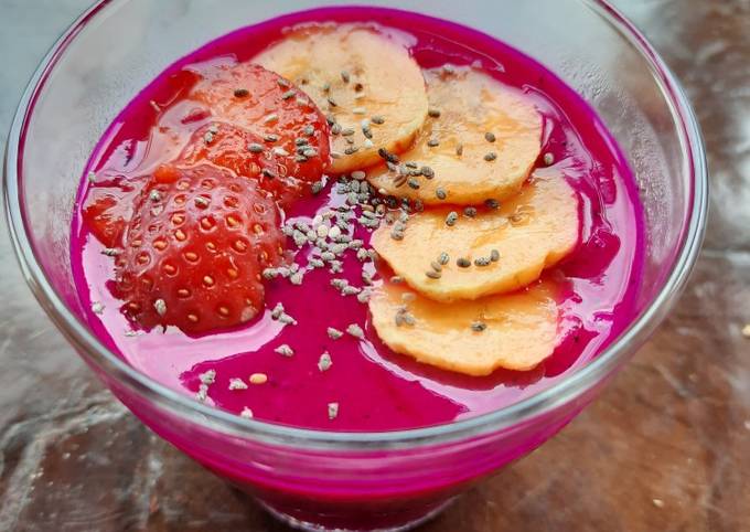 Resep Smoothie Buah Naga Pisang Oleh Azillah Syukria Novitri - Cookpad