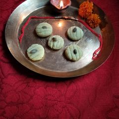A picture of Milk peda.