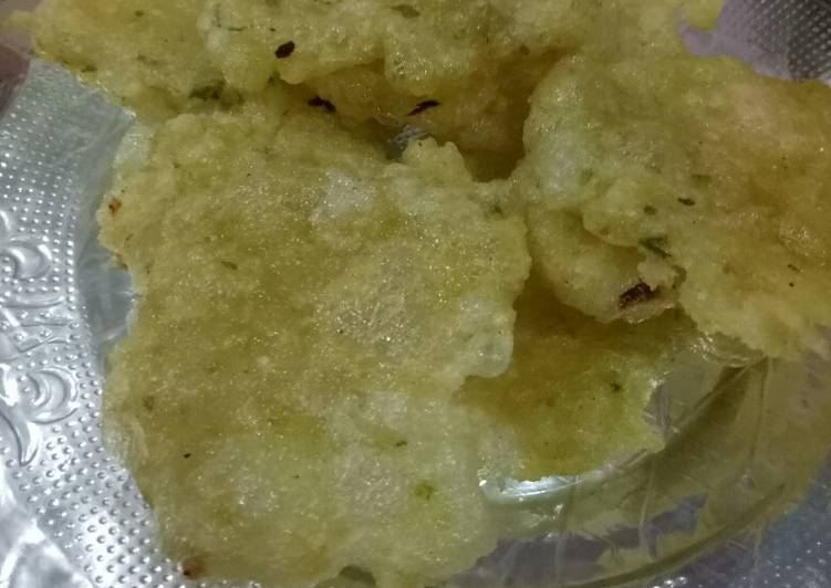 Rujak Cireng Kenyol