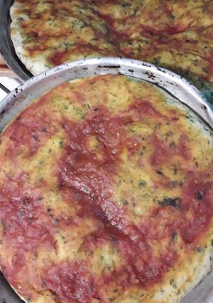 Una foto de Masa de pizza con espinaca