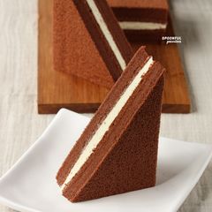 A picture of Chocolate Sandwich Cake.