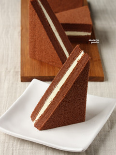 A picture of Chocolate Sandwich Cake.
