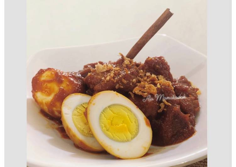 Daging Telor Bumbu Habang