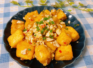 蒜香金沙蛋豆腐 的食譜成品照片