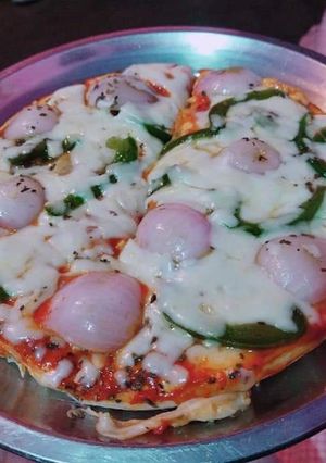 A picture of Pizza.