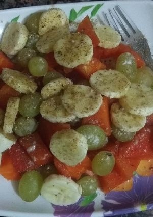 A picture of Fruit salad.