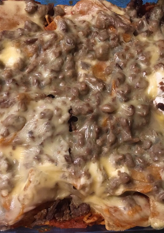 Una foto de Chilaquiles rojos al horno