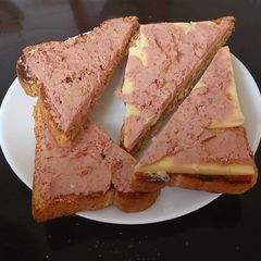 A picture of My Thick Toasted cheese and Course Ardenes Pâtè.🥰.