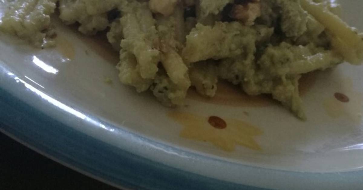 Ricetta Trofie al pesto di zucchine basilico e noci di Raff Boni Cookpad