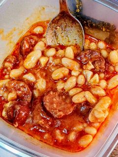 Una foto de Alubias con chorizo