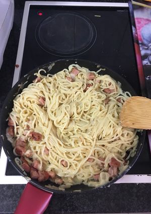 Una foto de Espagueti Carbonara (la auténtica receta)