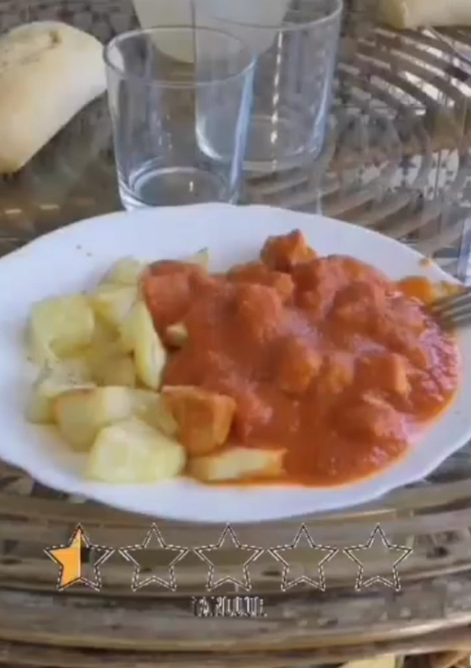 Una foto de Carne con tomate natural