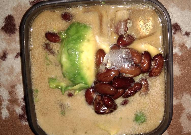 Es kacang merah alpukat